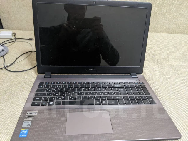 DEXP Atlas. 15.6", 2,3����, ��� 8 ��, ���� 500���, WiFi: 1, Bluetooth: 1 ����