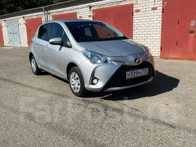 Тойота vitz фото
