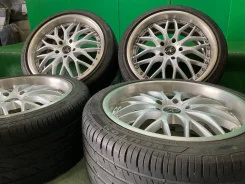 RAYS Arthur Exchange. 8.0/9.0x18", 5x114.3, �� 73���. ����
