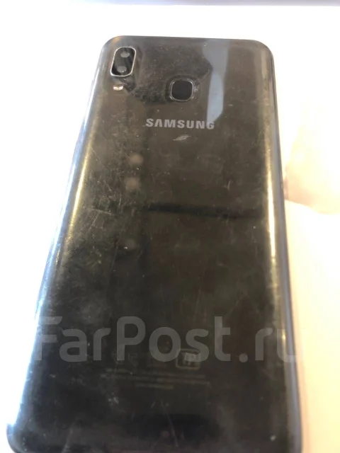 Samsung Galaxy A20. �/�, ������, 3G, 4G LTE, Dual-SIM, NFC ����