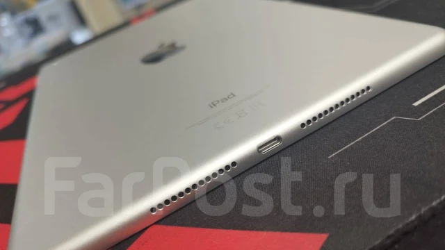 Apple iPad. 10.2 ������ ����