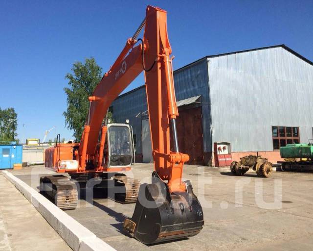 Услуги гусеничного экскаватора Hitachi EX200 в Находке
