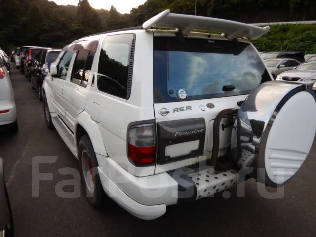 Nissan Terrano Regulus. JRR50, QD32TI ����