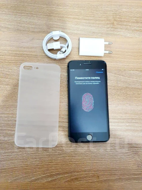 Apple iPhone 8 Plus. �/�, ������, 3G, 4G LTE, ����������, NFC ����