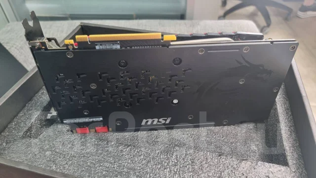 GeForce GTX 1080 ����