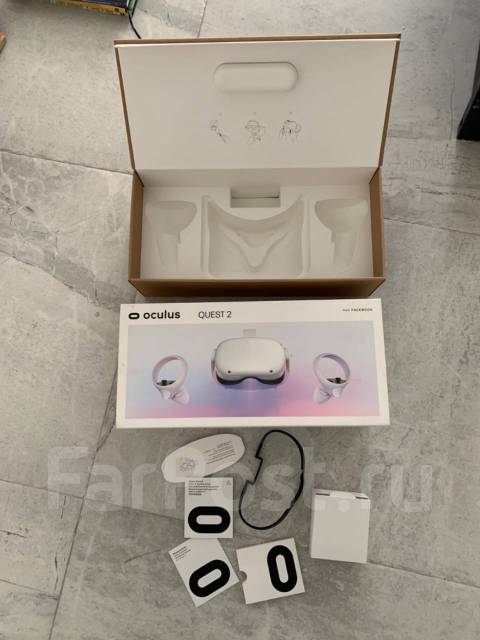 Коробка от Oculus Quest 2 - Аксессуары во Владивостоке