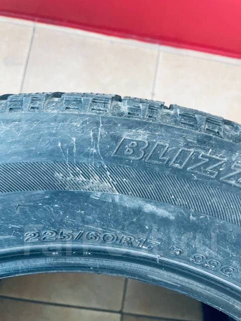 Зимняя резина, 225/60 R17, 17", 4 шт, в наличии, 225 мм, 60 % ...