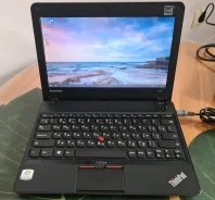 Lenovo ThinkPad X121e. 11.6", 1,3����, ��� 4 ��, ���� 320���, WiFi: 1, ����������� �� 2��. ����