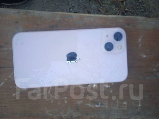 Продам iPhone 13 64 GB - Смартфоны и сотовые телефоны во Владивостоке