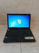 eMachines E732. 15.6", ��� 2048 ��, ���� 250���, WiFi: 1, ����������� �� 4��. ����