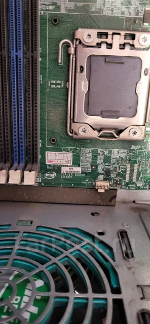 LGA1366 ����