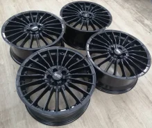 OZ Racing 35TH Anniversary. 8.0x18", 5x100, ET35, �� 68���. ����