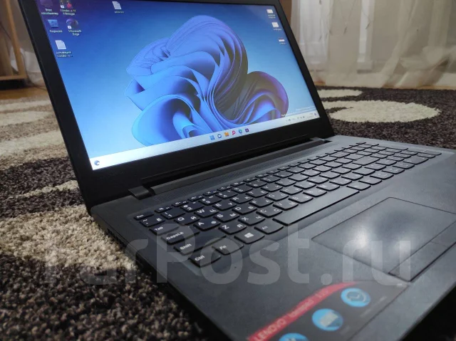 Lenovo IdeaPad 110-15AST. 15.6", 3,5����, ��� 4 ��, ���� 500���, WiFi: 1, Bluetooth: 1, ����������� �� 3��. ����