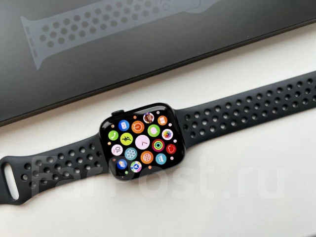 Apple Watch Series 7 Nike ����