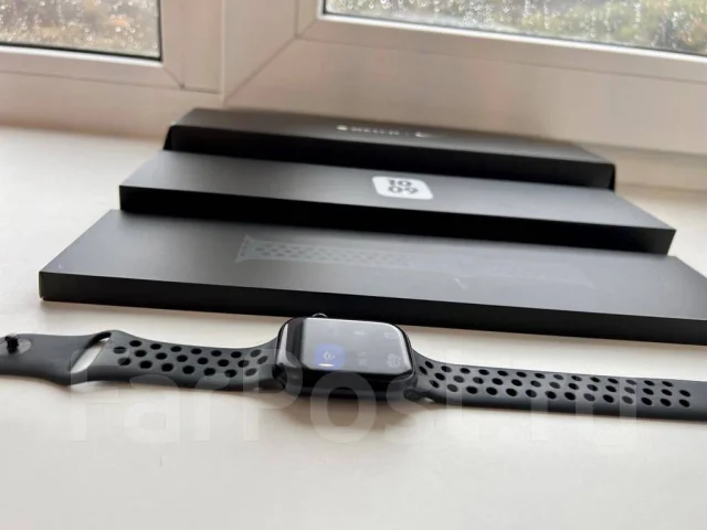 Apple Watch Series 7 Nike ����