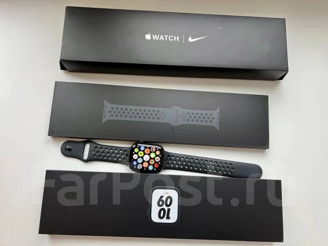 Apple Watch Series 7 Nike ����