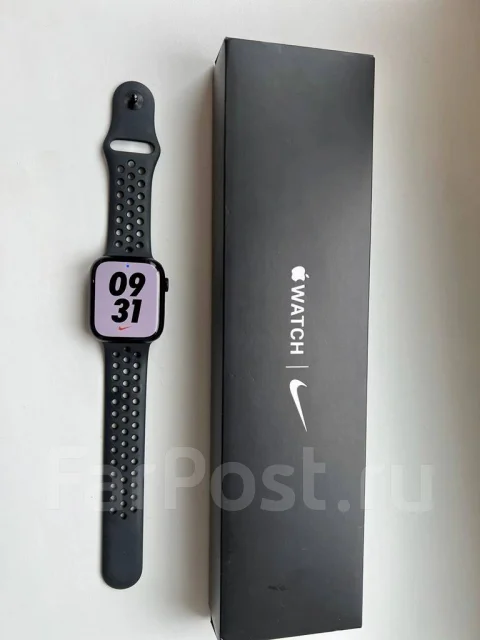Apple Watch Series 7 Nike ����