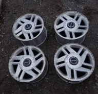 Chevrolet. 8.0x16", 5x120 ����