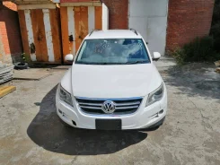 Volkswagen Tiguan. WVGZZZ5NZ9W053472, CAW ����