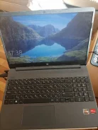HP 15s. 15.6", 2,6����, ��� 4 ��, ���� 256���, WiFi: 1, Bluetooth: 1 ����