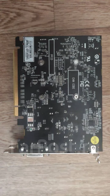 Radeon RX 550 ����