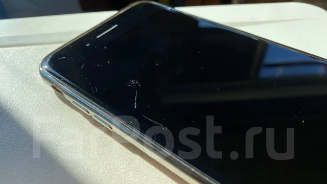 Apple iPhone 8 Plus. �/�, 64 ��, �����, 4G LTE, ����������, NFC ����