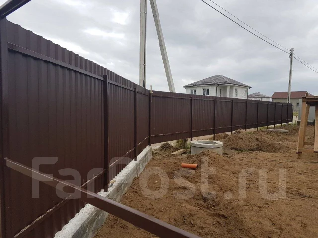 Монтаж забора из профлиста под ключ, откатные и распашные ворота в Артеме