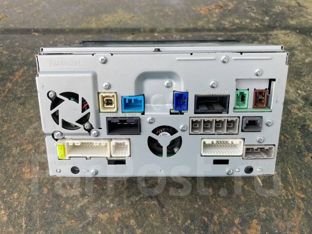 Автомагнитола MM318D-W во Владивостоке, 2 DIN — 178x100 мм, б/у, в ...