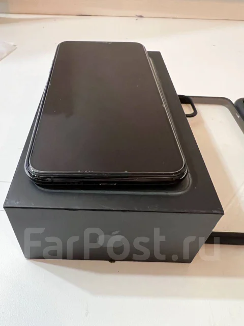 Apple iPhone 11 Pro Max. �/�, �������, 4G LTE ����