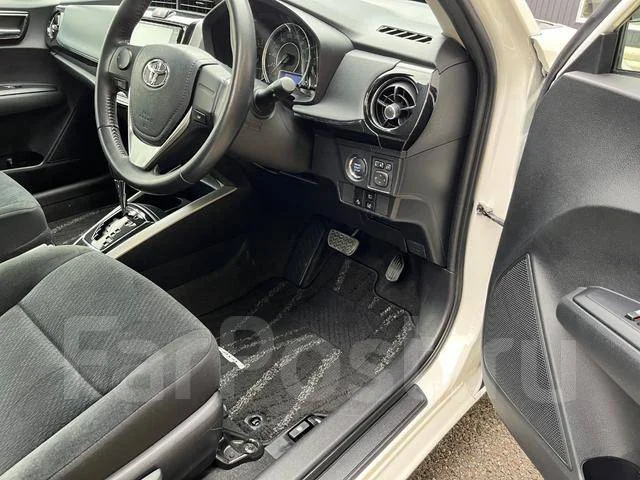 Toyota Corolla Axio. �������, ��������, 1.5 (109��.�.), ������, 20 000����. ��, �/�. ��� ����� �� ������������ ����