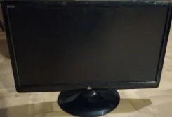 DNS. 21.5" ����