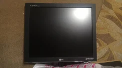 LG. 19", ���������� �� (LCD, LED, QLED) ����