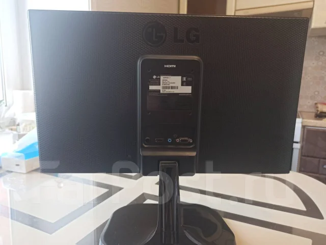 LG. 22", ���������� �� (LCD, LED, QLED) ����