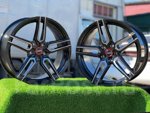 Vossen HF-1. 8.0x18", 5x112, ET40, �� 66,6���. ����
