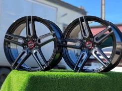 Vossen HF-1. 8.0x18", 5x112, ET40, �� 66,6���. ����