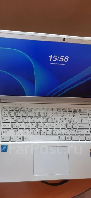 Haier U1520EM. 15.6", ��� 4 ��, ���� 64���, WiFi: 1, Bluetooth: 1, ����������� �� 7��. ����