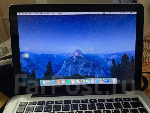 Apple MacBook Pro 13. 13.3", ���� 256���, WiFi: 1, Bluetooth: 1 ����