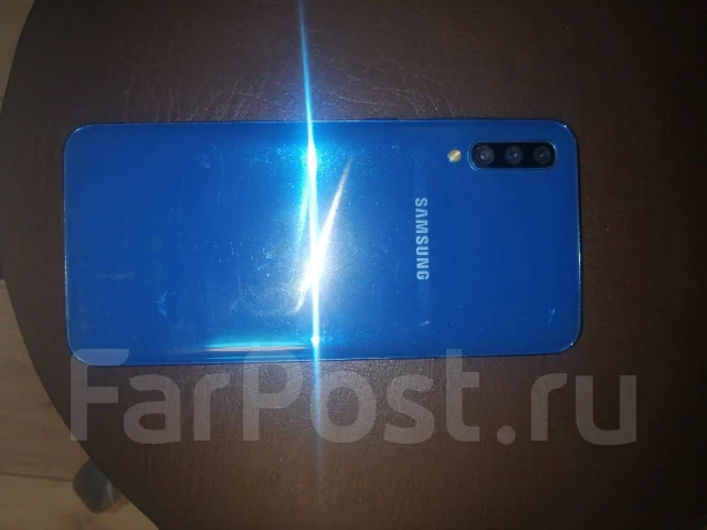 Samsung Galaxy A50. �/�, �����, 4G LTE, Dual-SIM, NFC ����