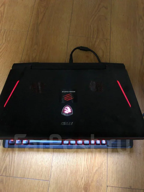 MSI GT. 18.4", 3,8����, ��� 32 ��, ���� 2 000���, WiFi: 1, Bluetooth: 1, ����������� �� 2��. ����