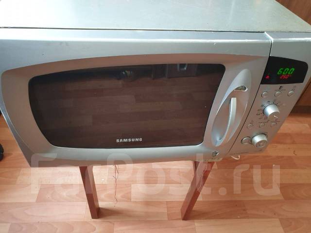 Продам микроволновую печь Samsung, б/у, в наличии. Цена: 3 500₽ во ...