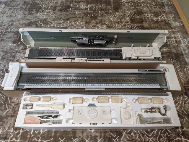 Вязальная машина Silver Reed SK280 + фурнитура Silver Reed SRP60N ...