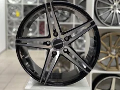 Vossen VPS-302. 7.5x17", 5x114.3, ET38, �� 73,1���. ��� ����� �� ������������ ����