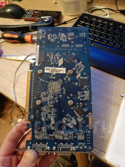 GeForce 9600 GT ����