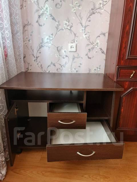 Продам тумбу под телевизор - Мебель во Владивостоке