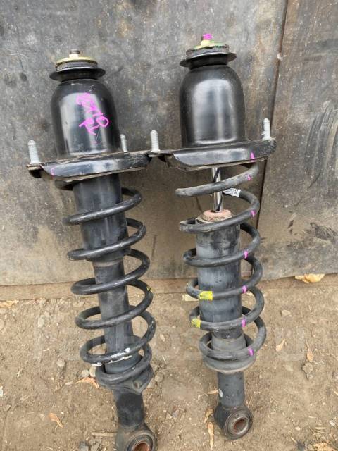 Стойки задние пара Тойота Премио Спасио Опа Филдер купить в Иркутске по ...