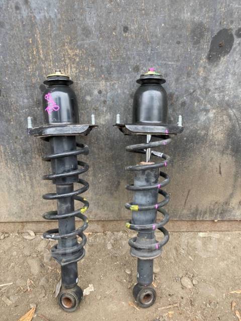 Стойки задние пара Тойота Премио Спасио Опа Филдер купить в Иркутске по ...