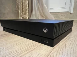 Microsoft Xbox One X ����