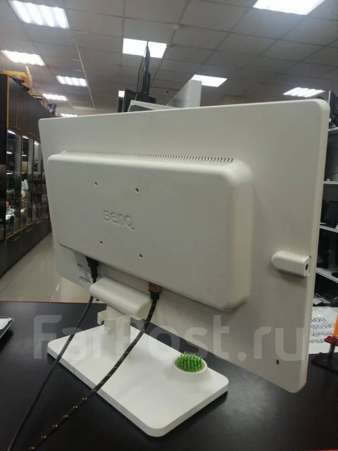 BenQ. 24", ���������� �� (LCD, LED, QLED) ����
