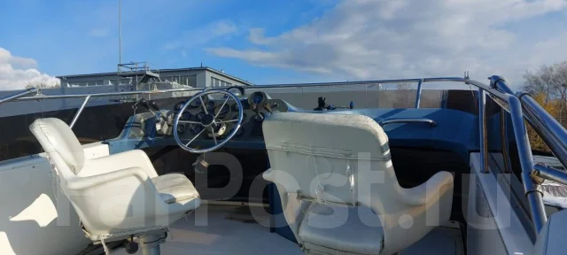 Searay. 1988 ���, ����� 7��., ��������� ������������, 300��.�., ������ ����