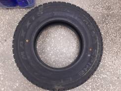 Maxxis. , ,  
